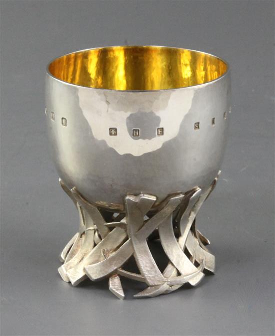 A modern silver goblet by Dennis Smith & Gareth Harris, stamped with the lettering The Silver Society, 9.5 oz.